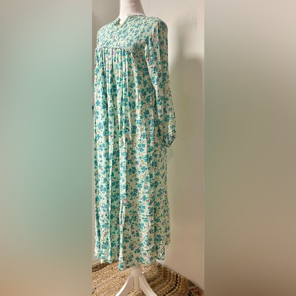 ZARA Basic Floral Smocked Maxi Dress Cottagecore  Prairiecore NWT 
Size Large - Picture 2 of 4
